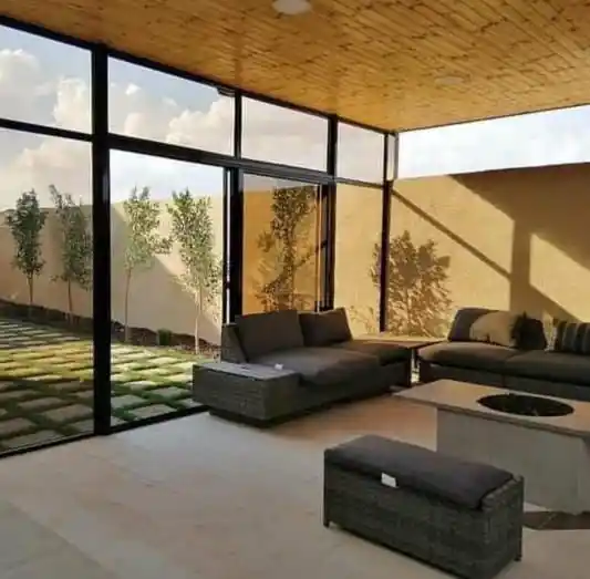 أبواب ونوافذ