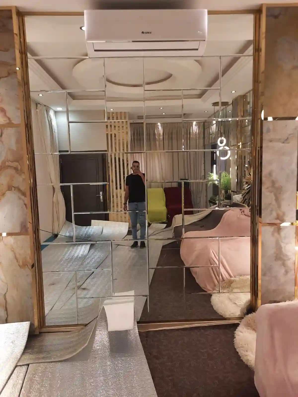 مرايا ديكورية